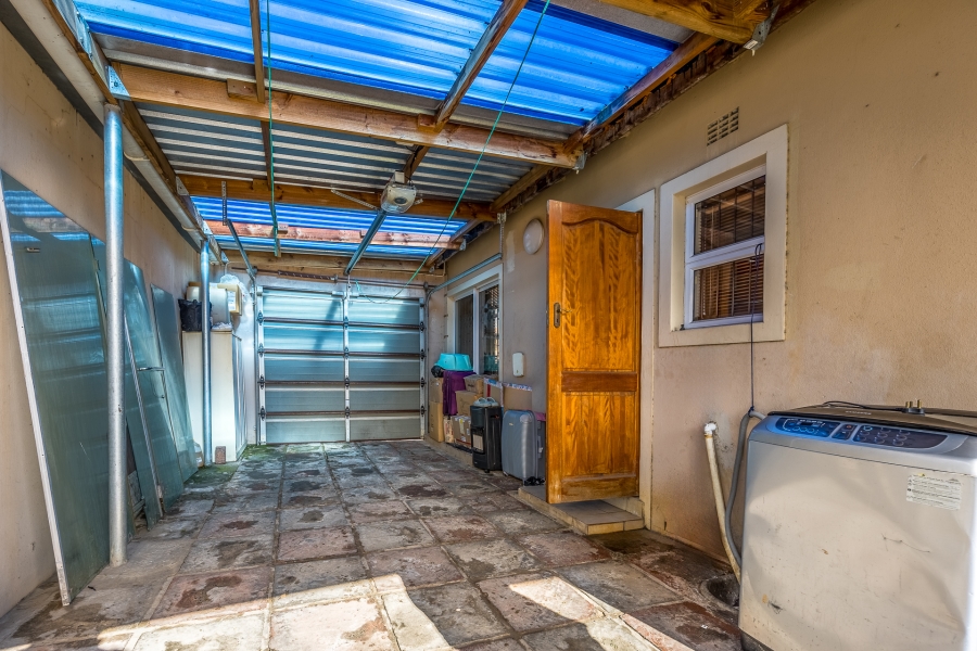 2 Bedroom Property for Sale in Hagley Western Cape